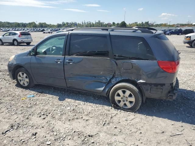 2009 Toyota Sienna CE