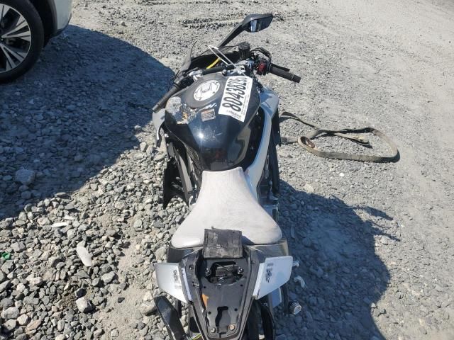 2025 Cf Moto 675SS