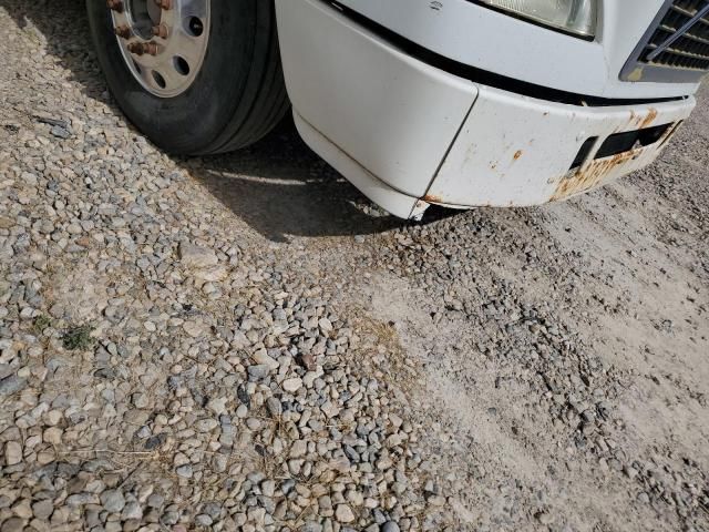 2006 Volvo VNM Semi Truck