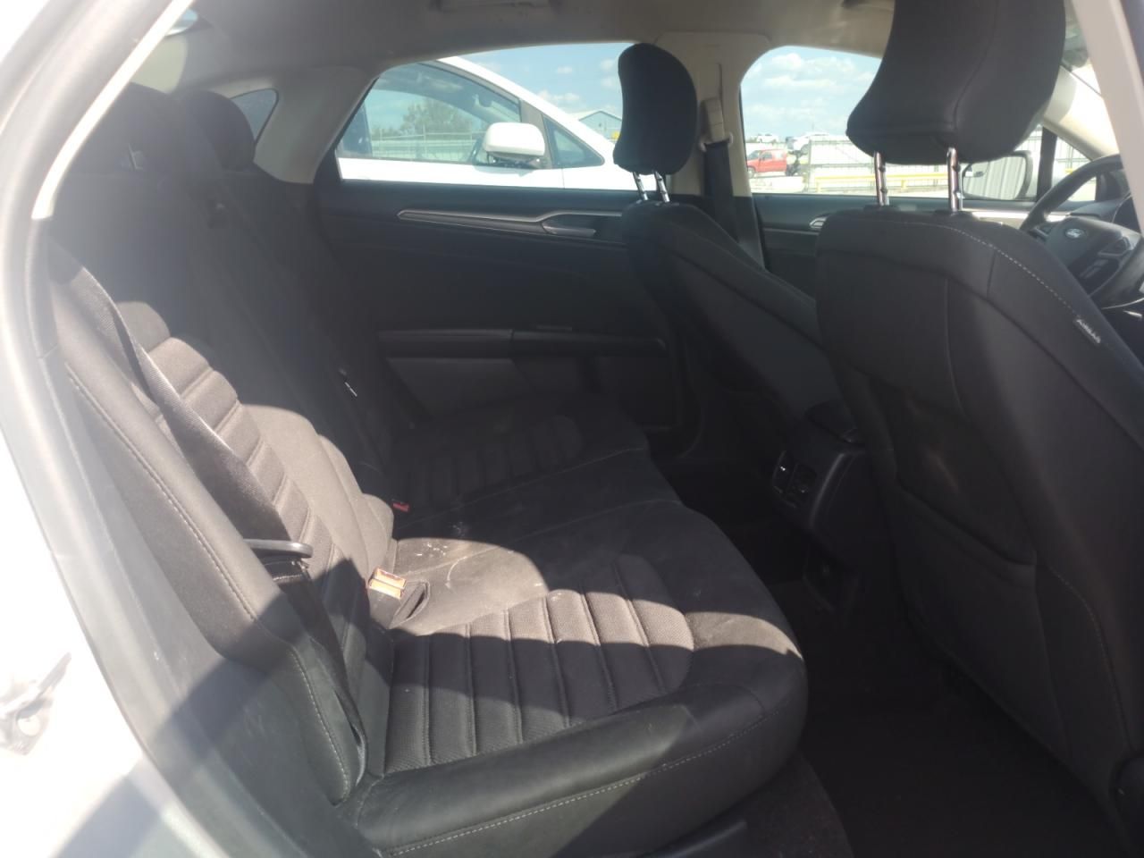 2017 Ford Fusion se Hybrid