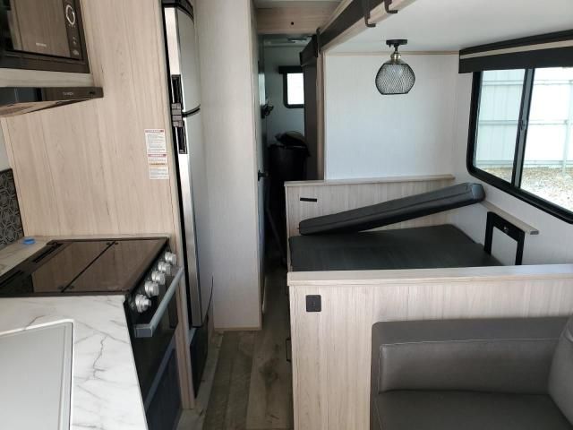 2023 Heartland Rv Sundance 3-RVS Camper