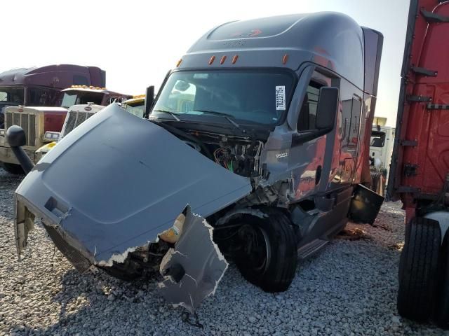 2025 Freightliner Cascadia 126 Semi Truck