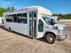 Salvage trucks for sale at Mercedes, TX auction: 2017 Ford Econoline E450 Super Duty Cutaway Van