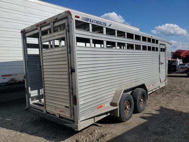 1998 Featherlite Mfg Inc 1998 Featherlite Livestock Trailer