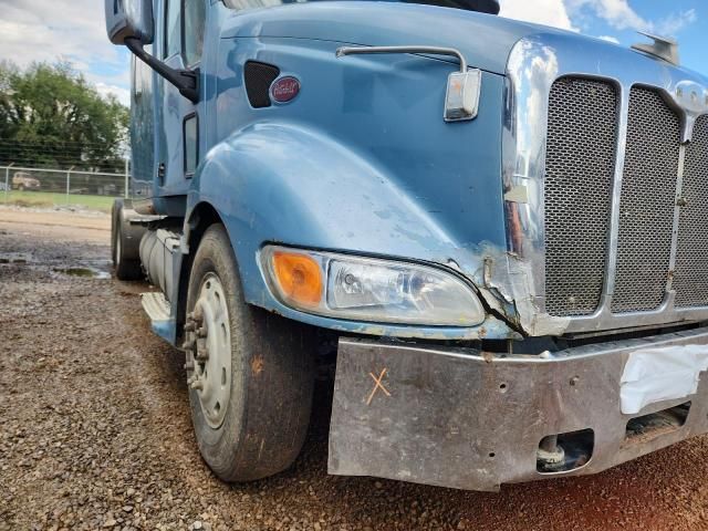 2007 Peterbilt 387 Semi Truck