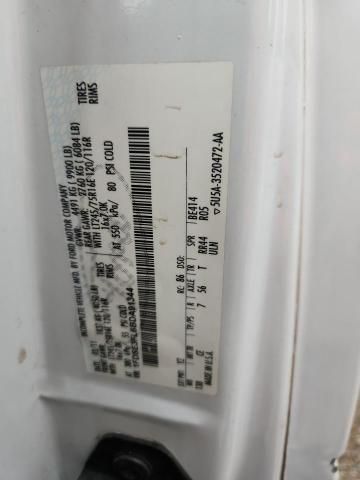 2011 Ford Econoline E350 Super Duty Cutaway Van