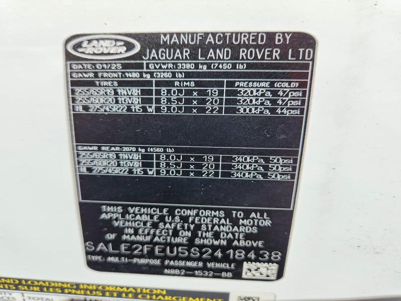 2025 Land Rover Defender 130 X-DYNAMIC SE