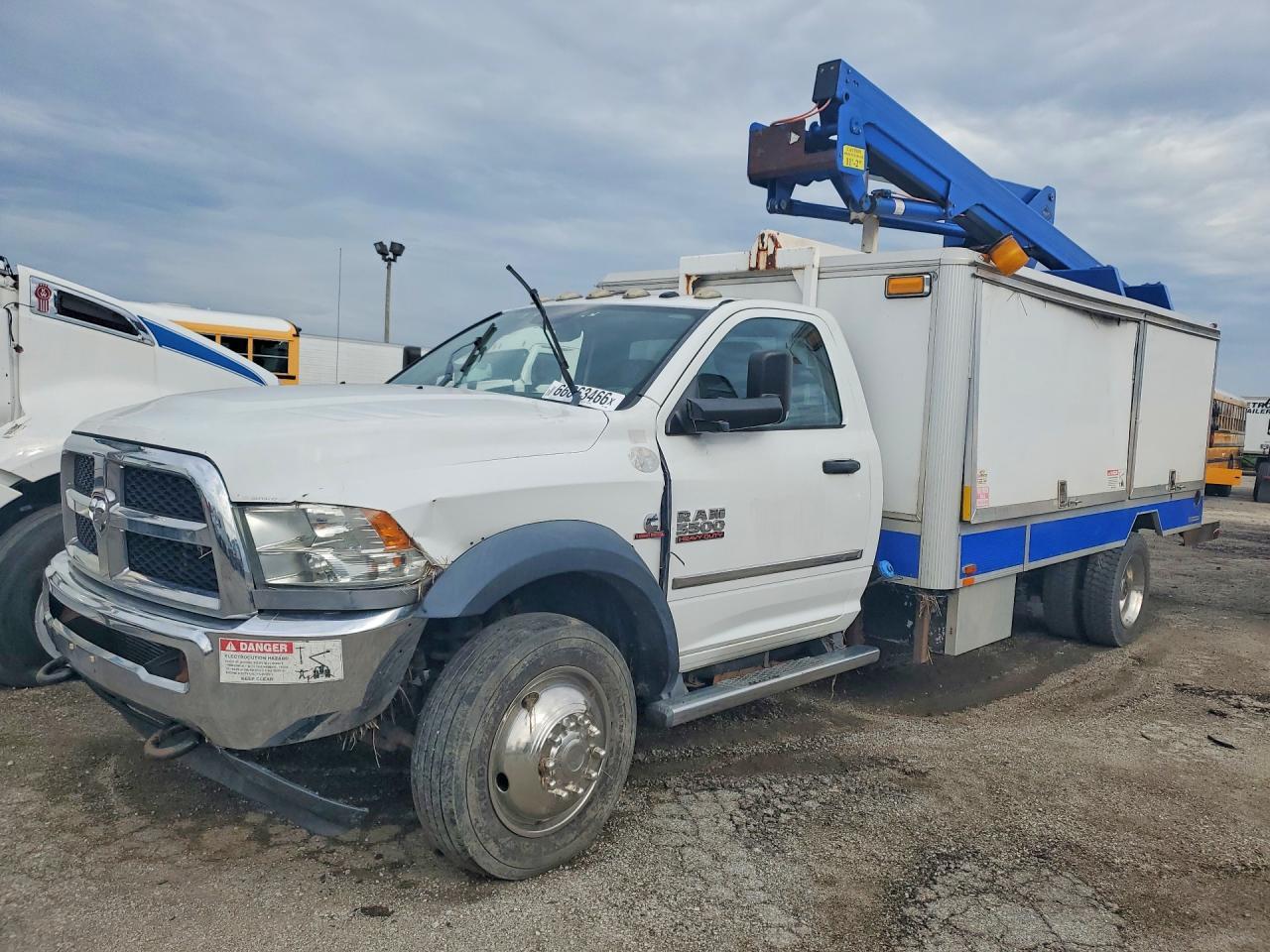 2014 Dodge RAM 5500-Bucket Truck