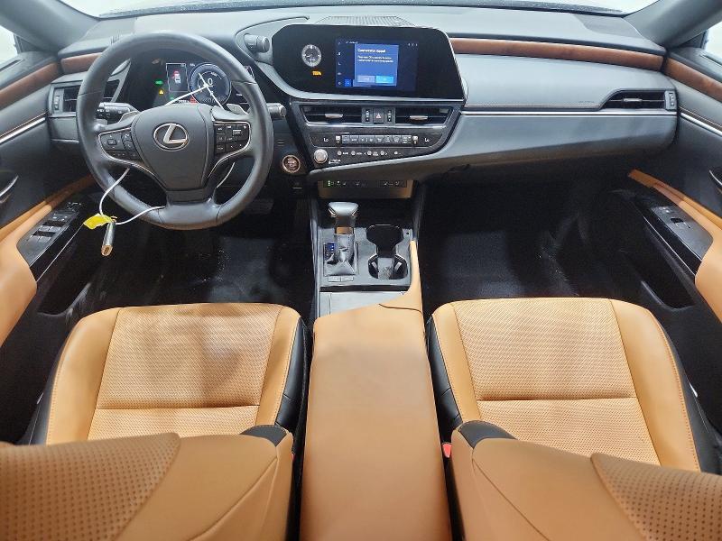 2025 Lexus ES 300H Base
