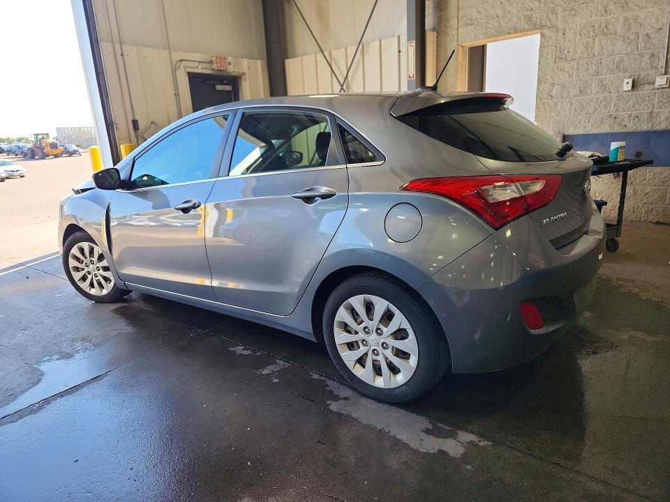 2016 Hyundai Elantra GT Base
