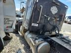 2016 Peterbilt 389 Semi Truck