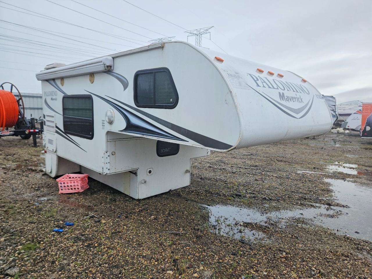 2011 Palonimo 2011 Forest River Palomino SLIDE-IN Camper