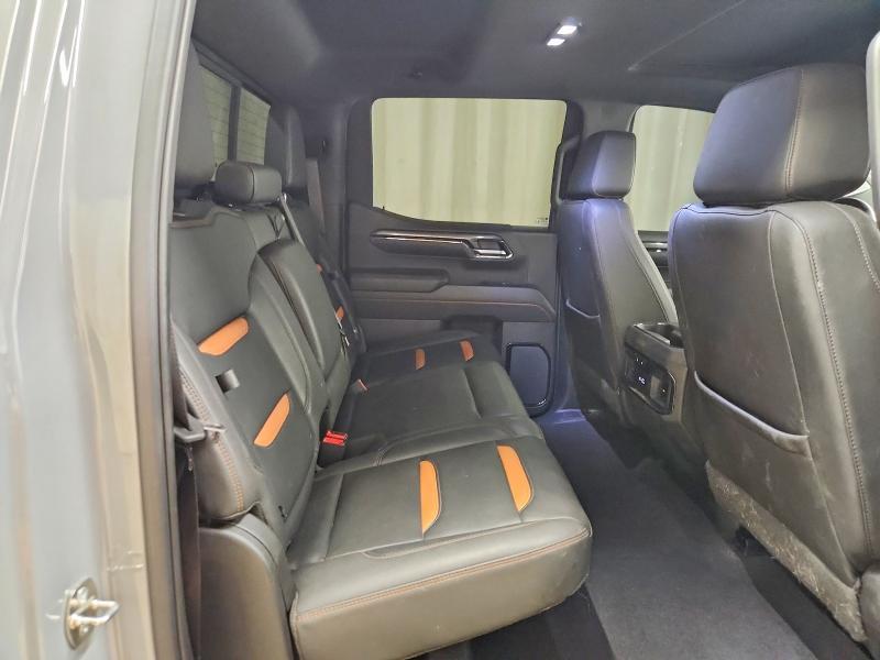 2024 GMC Sierra K1500 AT4
