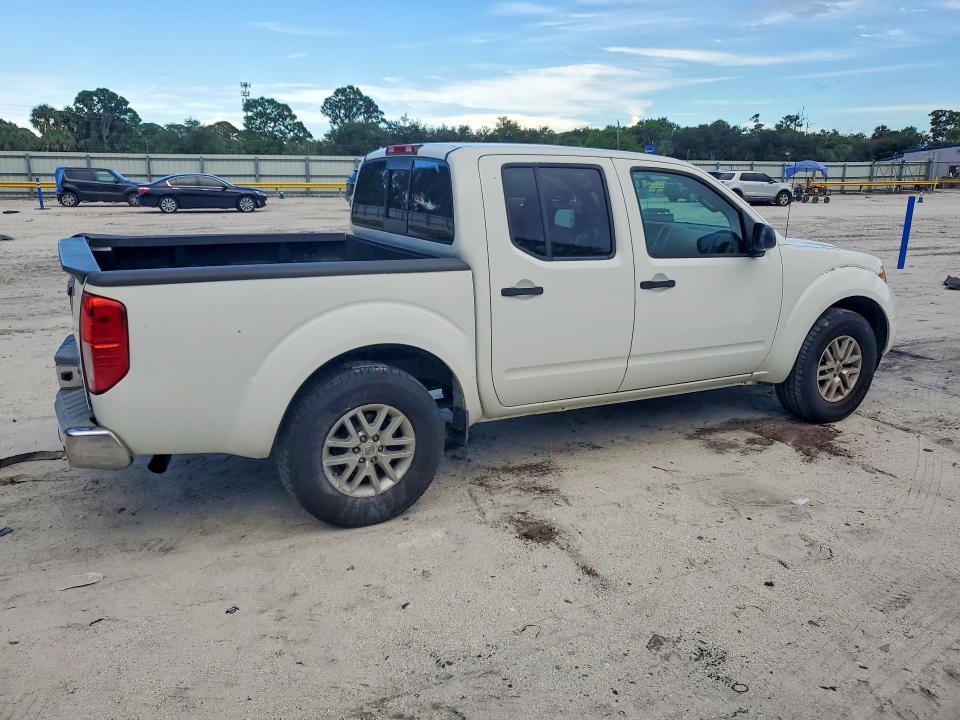 2017 Nissan Frontier SV