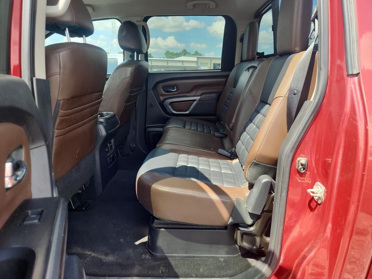 2016 Nissan Titan XD Platinum Reserve