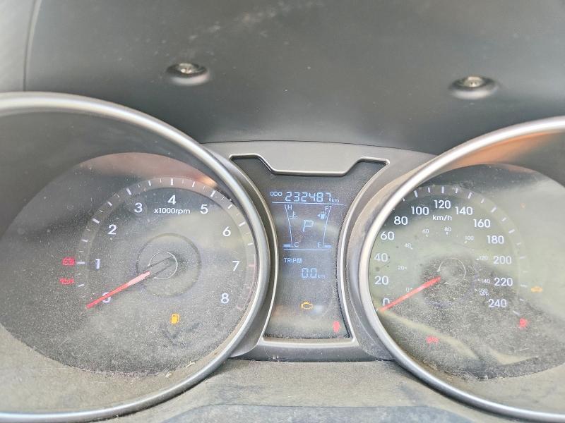 2012 Hyundai Veloster Base