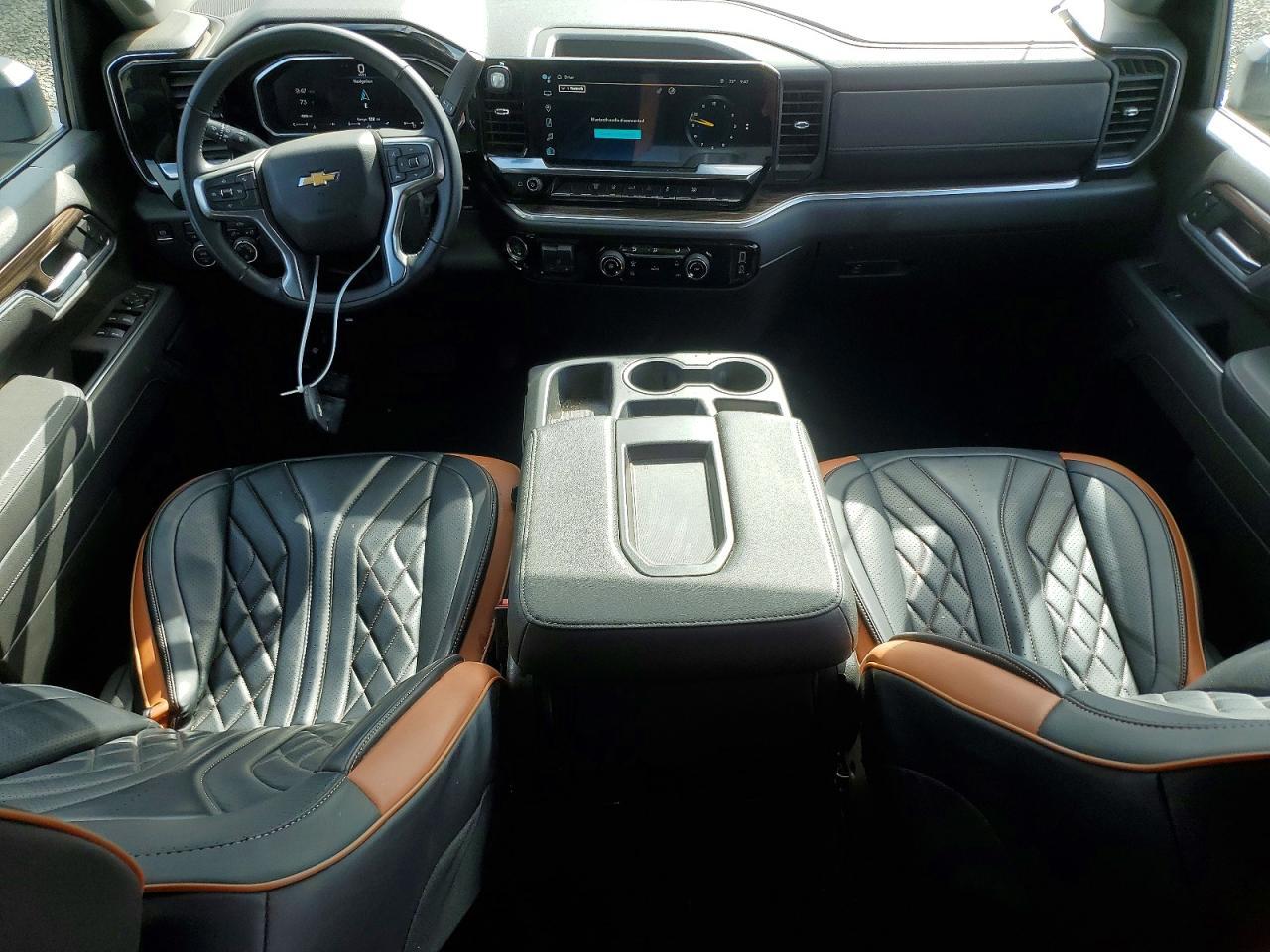 2026 Chevrolet Silverado K3500 LT
