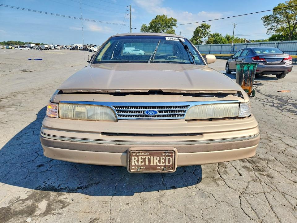 1993 Ford Crown Victoria