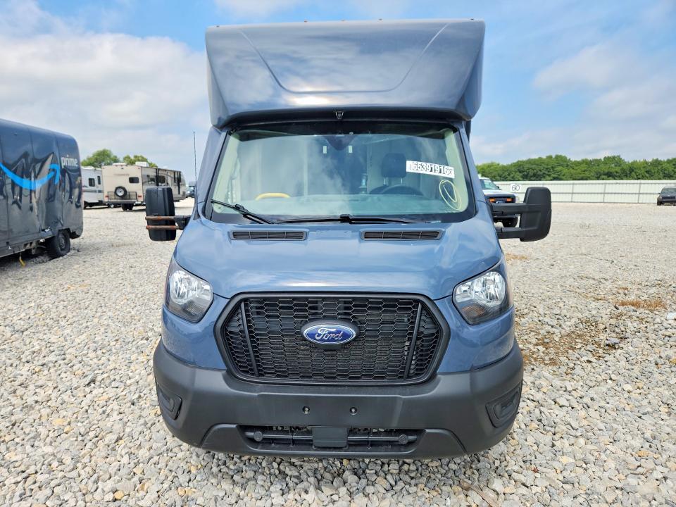 2021 Ford Transit Delivery Truck