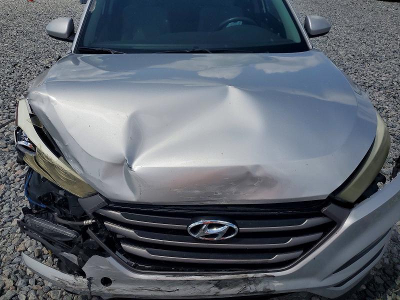 2016 Hyundai Tucson SE
