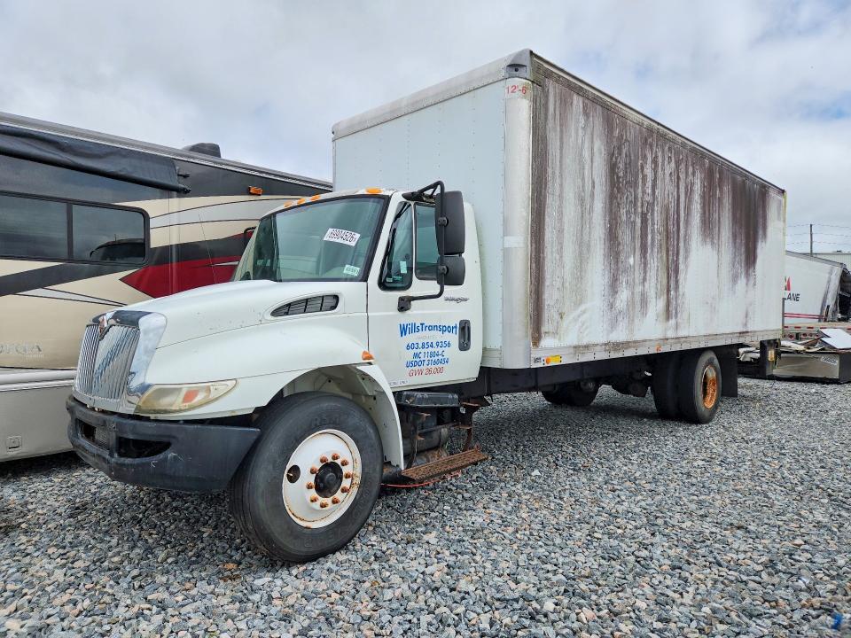 2013 International 4300 BOX Truck