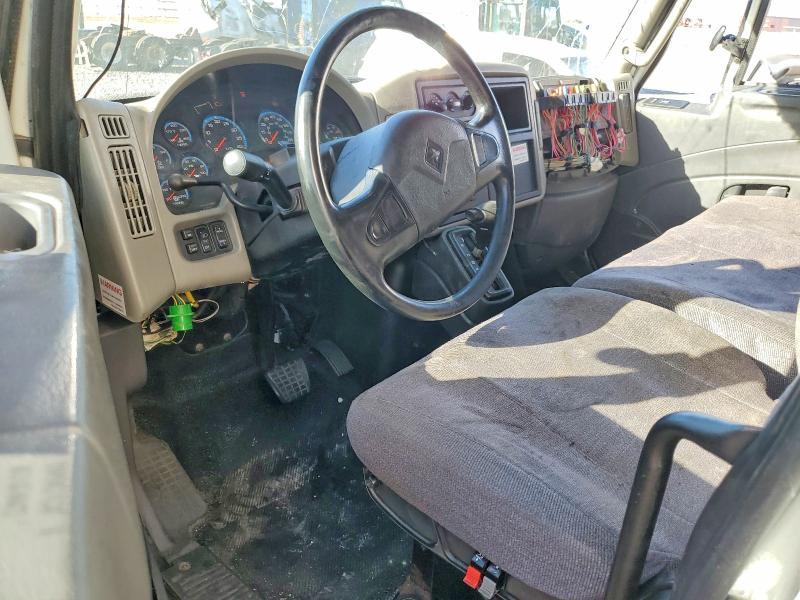 2017 International 4300 BOX Truck