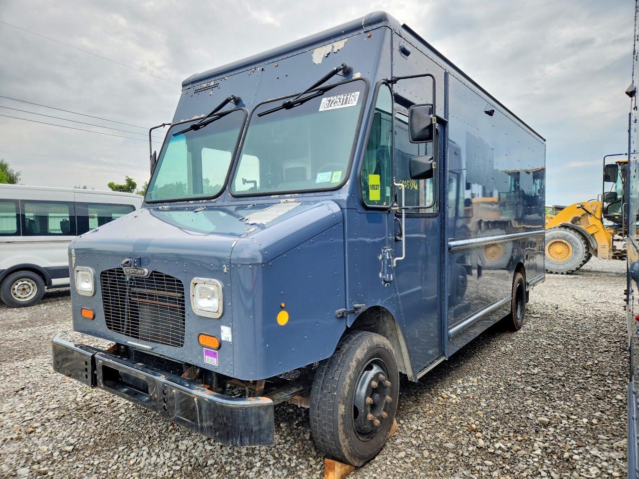 2020 Freightliner MT45G Chassis Delivery Truck