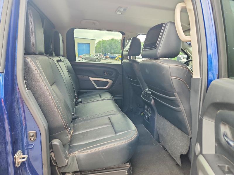 2019 Nissan Titan SL