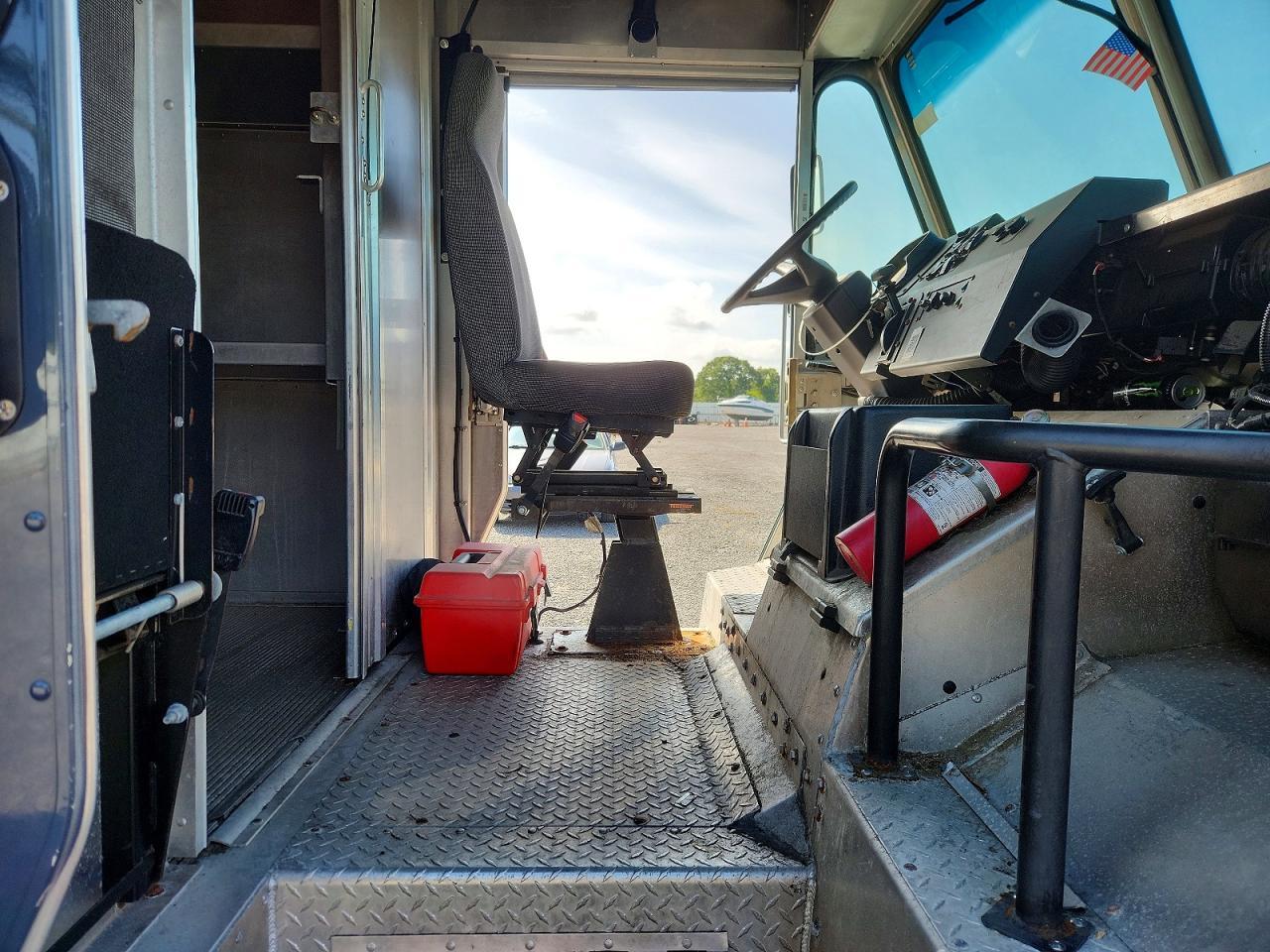 2021 Freightliner MT45G Delivery Truck