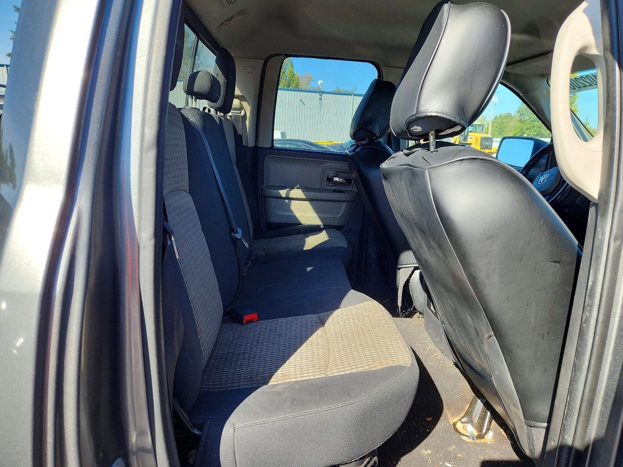 2012 Dodge RAM 1500 SLT