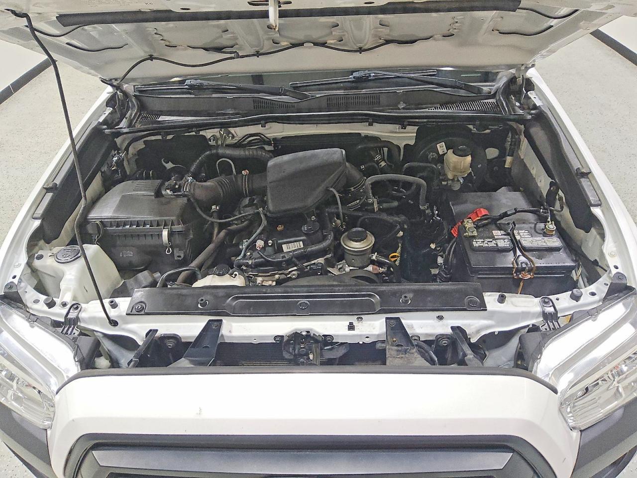 2022 Toyota Tacoma SR