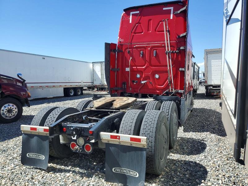 2023 Freightliner Cascadia 126 Semi Truck