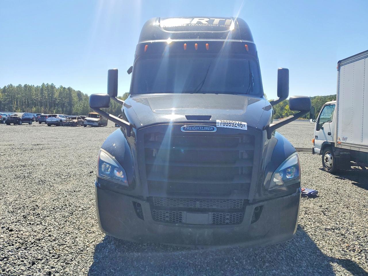 2020 Freightliner Cascadia 126