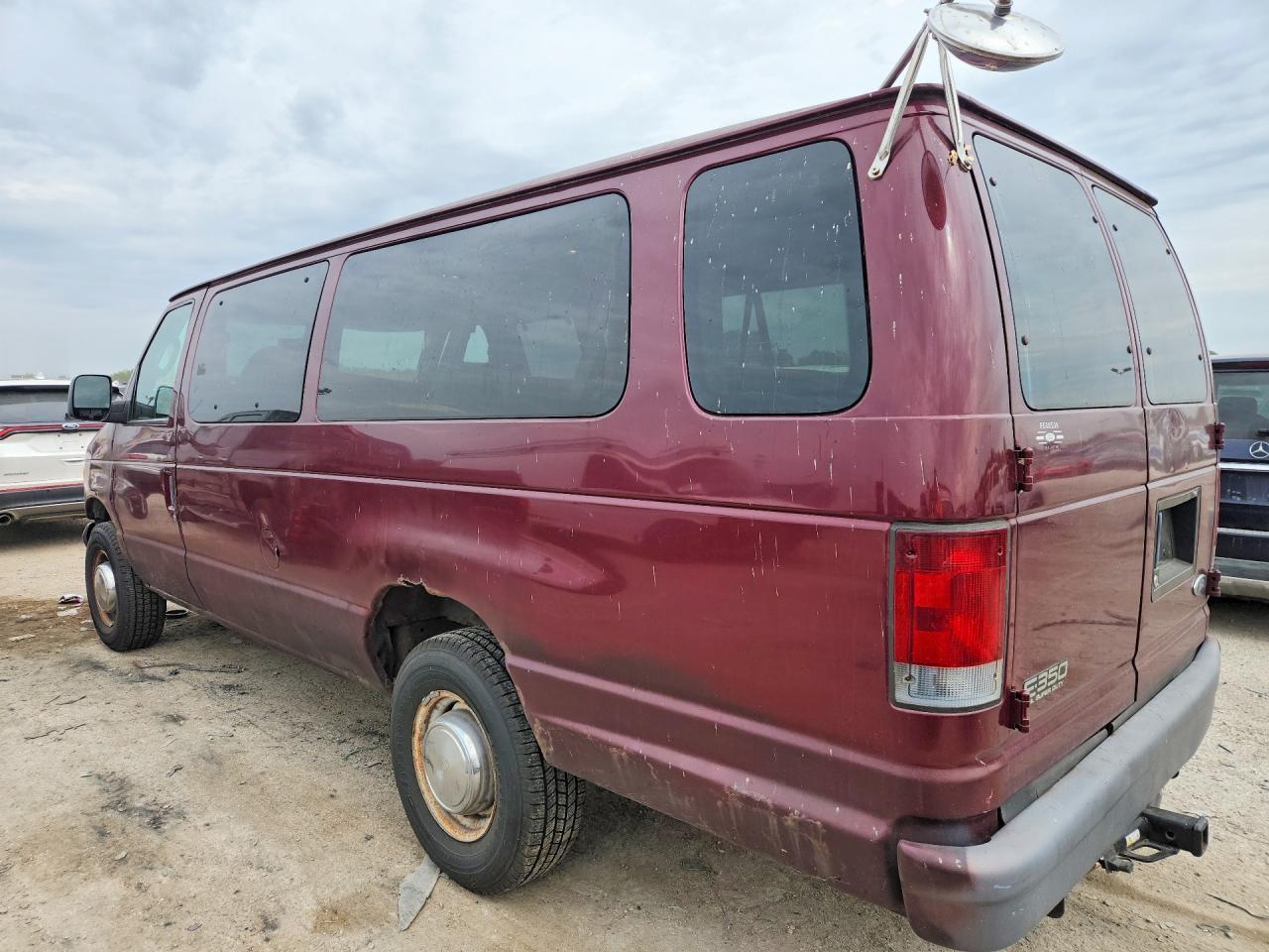 2005 Ford Econoline E350 Super Duty Wagon