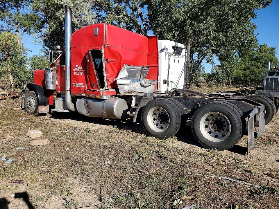 1997 Peterbilt 379 Semi Truck