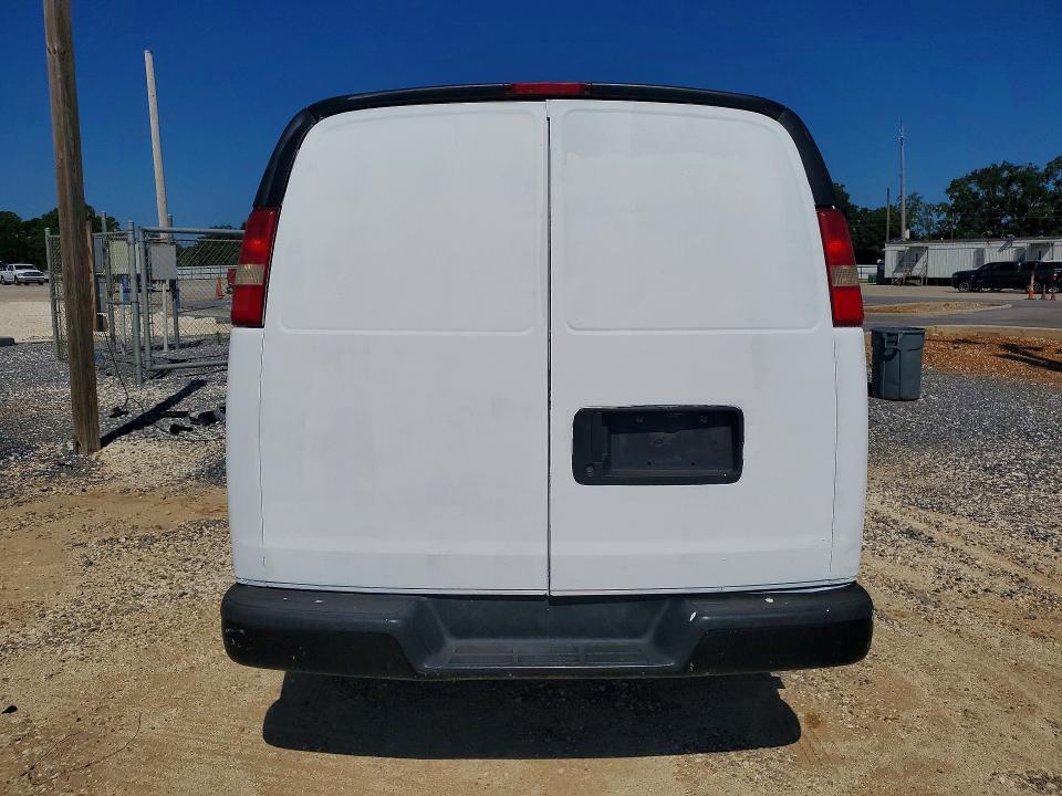 2010 Chevrolet Express G2500