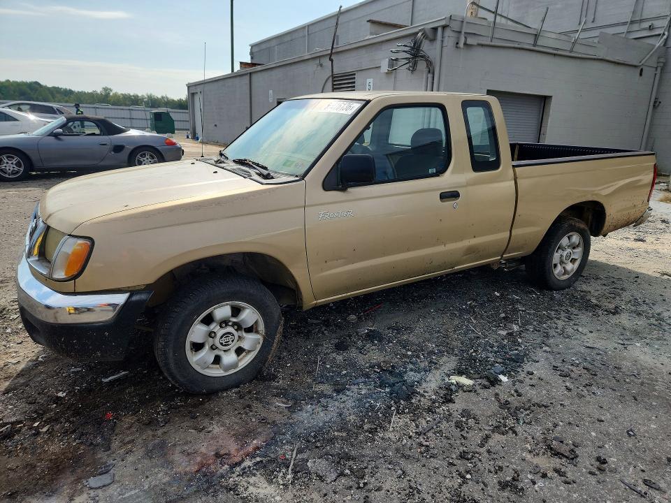 1998 Nissan Frontier XE