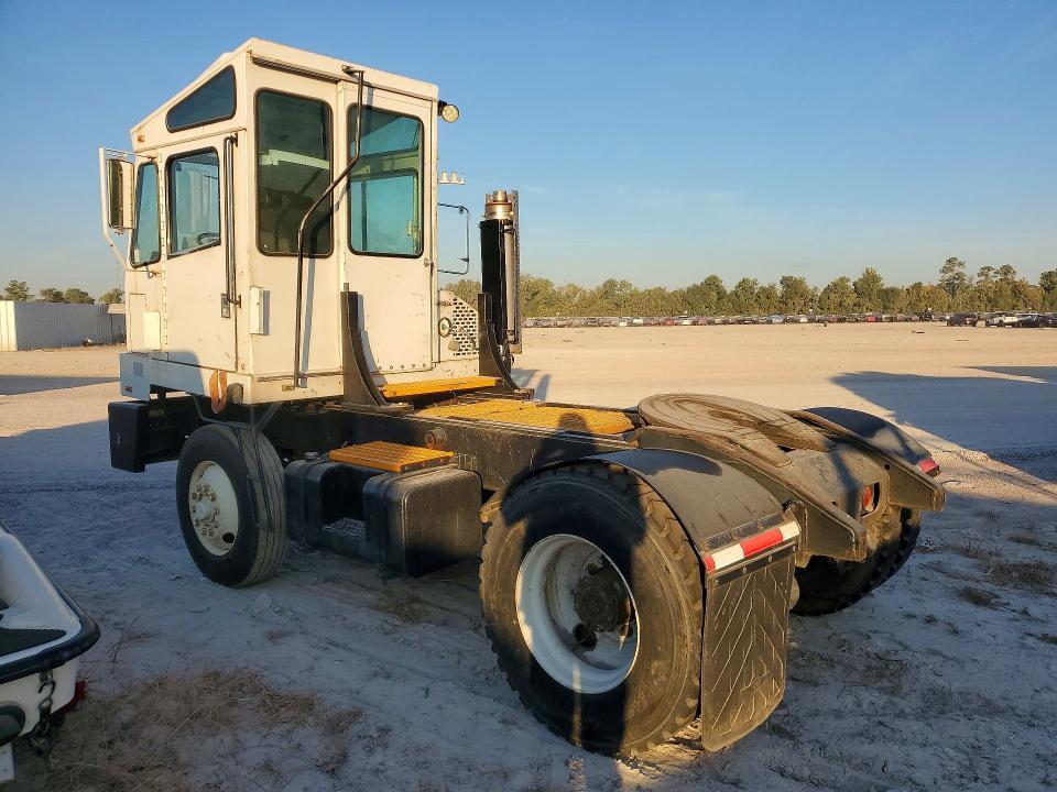 2003 Capacity TJ5000 Yard Truck