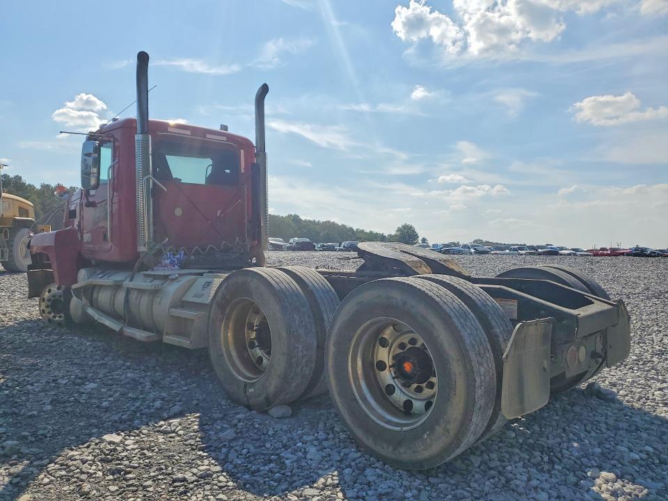 2019 Mack Pinnacle