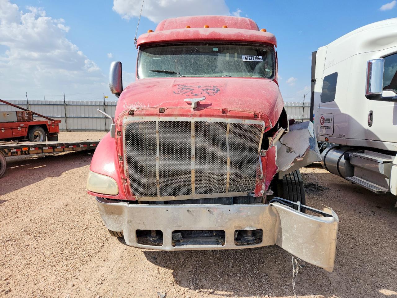 2004 Peterbilt 387 Semi Truck