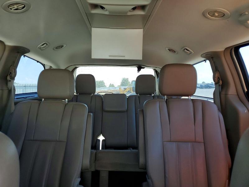 2014 Chrysler Town & Country Touring