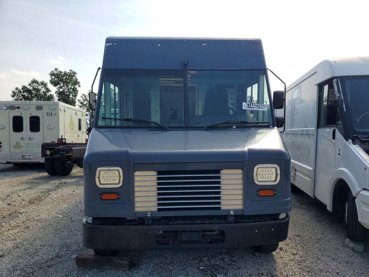 2021 Ford F59 Delivery Truck