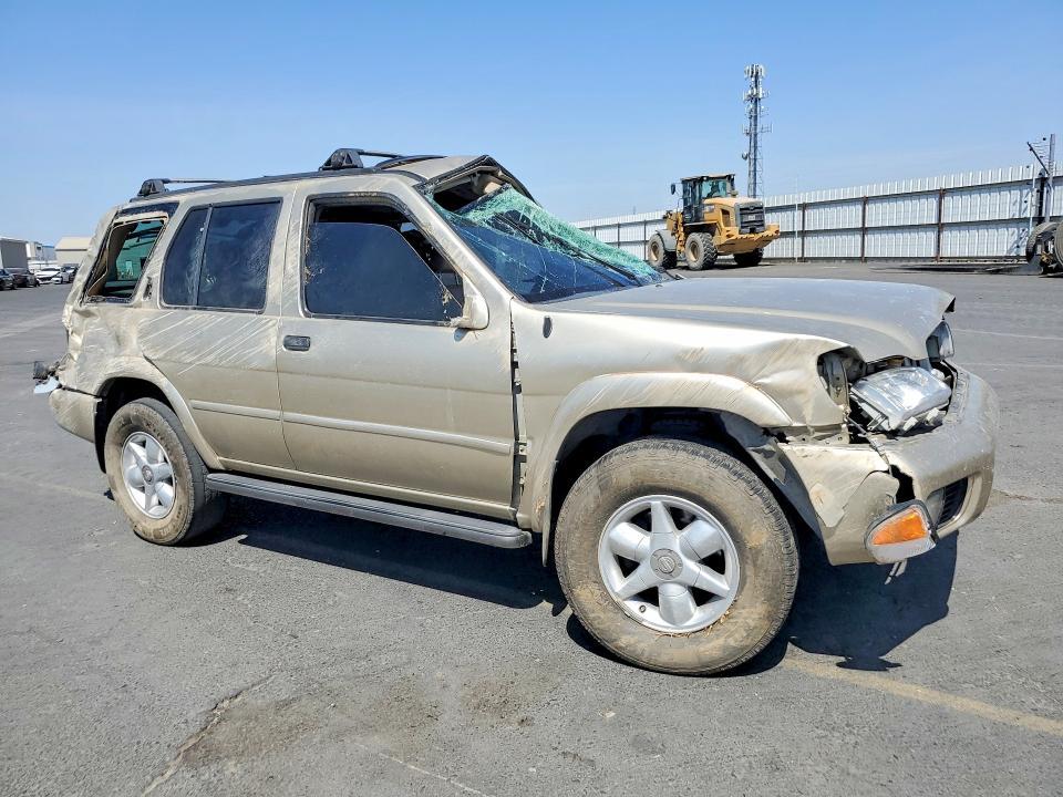 2001 Nissan Pathfinder se