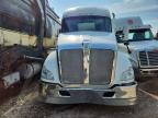 2016 Kenworth T680 Semi Truck