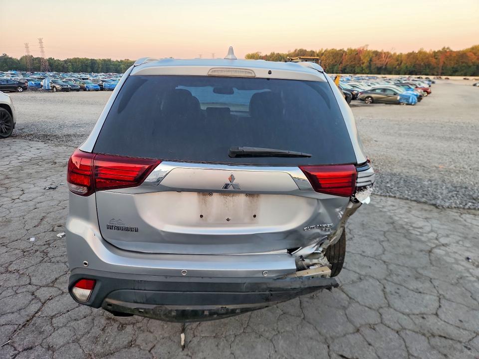 2017 Mitsubishi Outlander SE