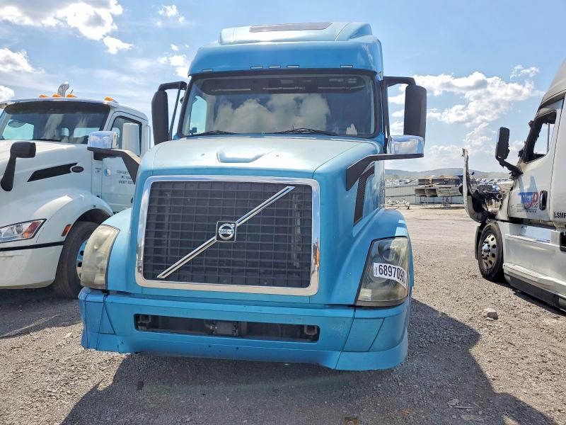 2014 Volvo VN VNL