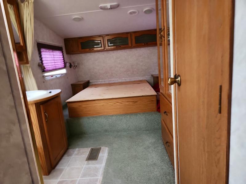 2004 Keystone Cougar Camper