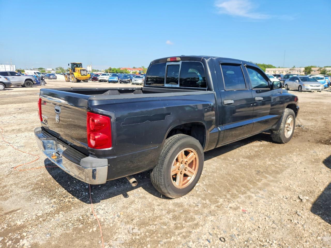 2007 Dodge Dakota Quattro