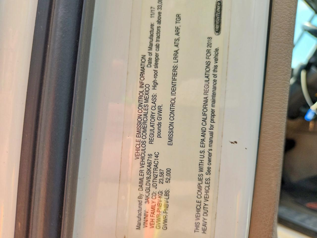 2018 Freightliner Cascadia 125 Semi Truck