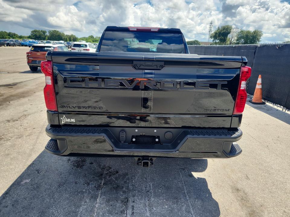 2026 Chevrolet Silverado C1500 Custom